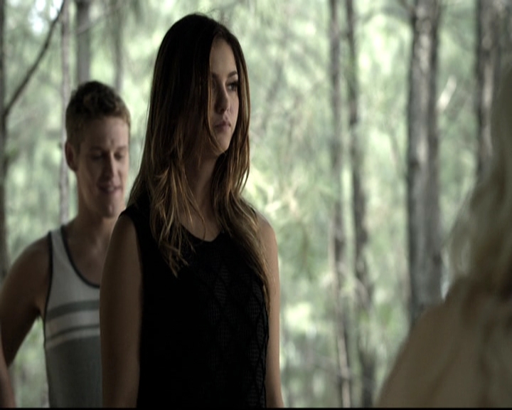 VampireDiariesWorld-dot-nl_6x03WelcomeToParadise1095.jpg