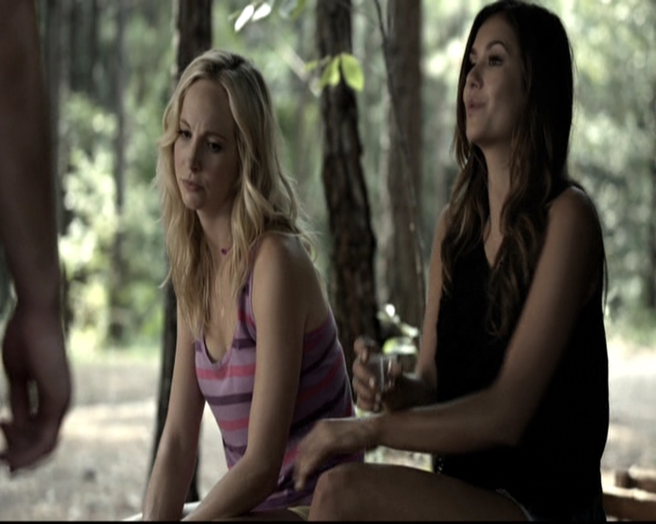 VampireDiariesWorld-dot-nl_6x03WelcomeToParadise1102.jpg