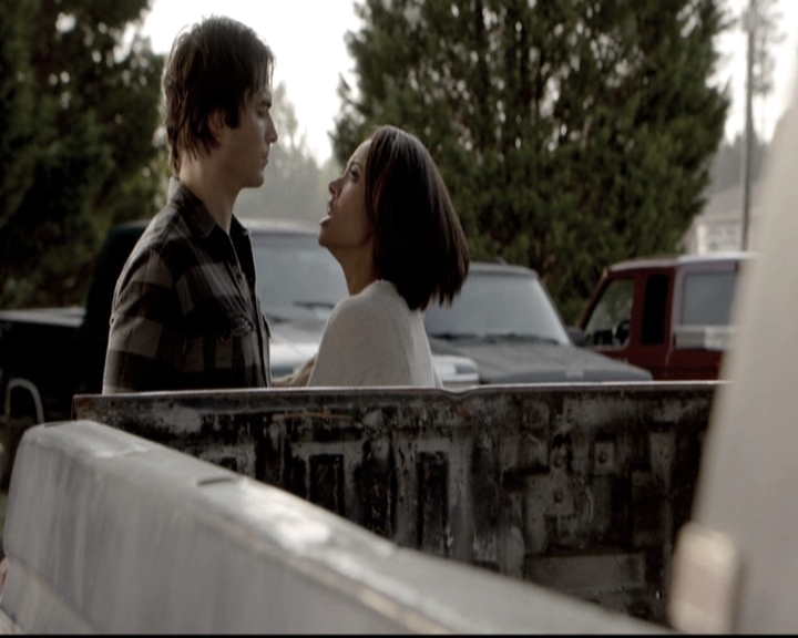 VampireDiariesWorld-dot-nl_6x03WelcomeToParadise1209.jpg