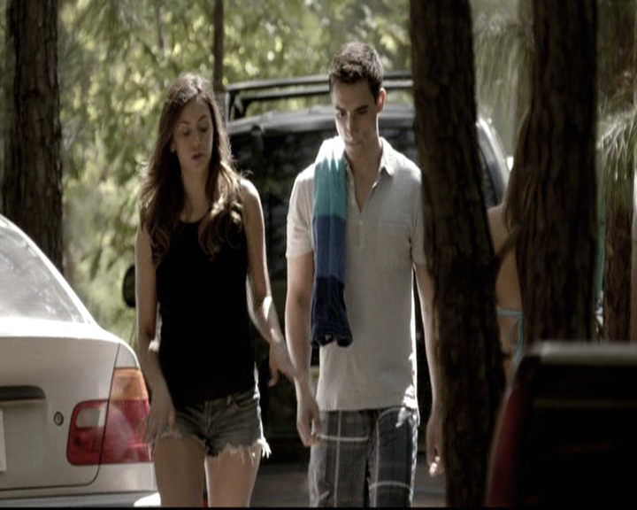 VampireDiariesWorld-dot-nl_6x03WelcomeToParadise1272.jpg