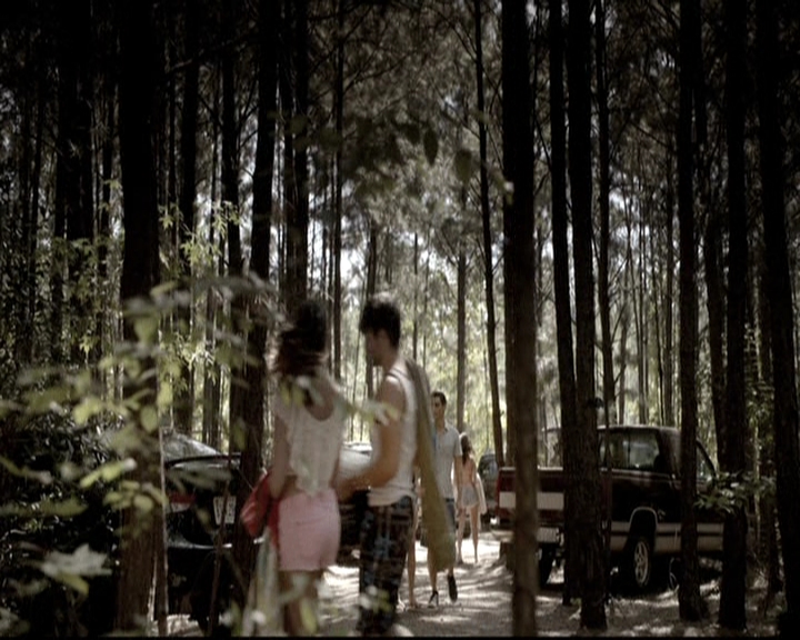 VampireDiariesWorld-dot-nl_6x03WelcomeToParadise1281.jpg