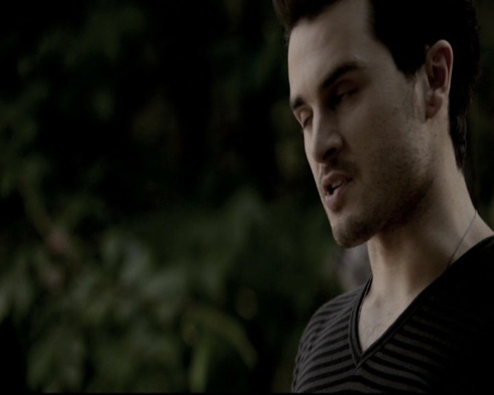 VampireDiariesWorld-dot-nl_6x03WelcomeToParadise1321.jpg