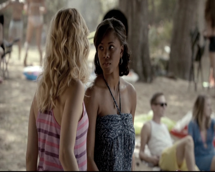 VampireDiariesWorld-dot-nl_6x03WelcomeToParadise1365.jpg