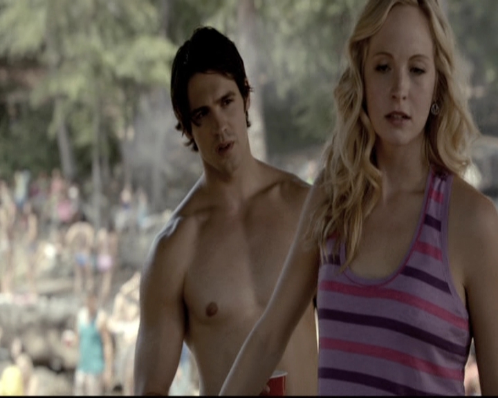 VampireDiariesWorld-dot-nl_6x03WelcomeToParadise1367.jpg