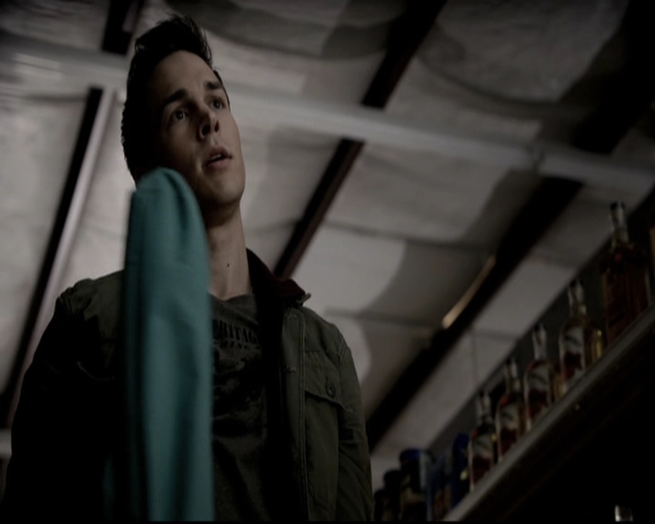 VampireDiariesWorld-dot-nl_6x03WelcomeToParadise1565.jpg