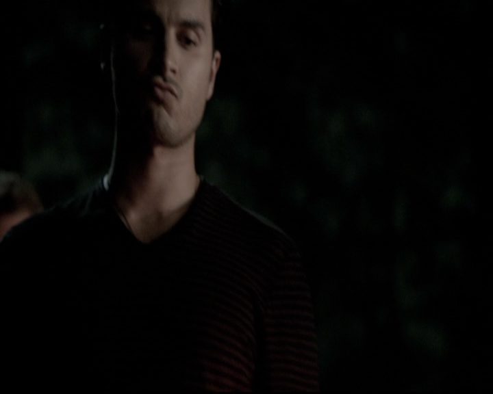 VampireDiariesWorld-dot-nl_6x03WelcomeToParadise1639.jpg