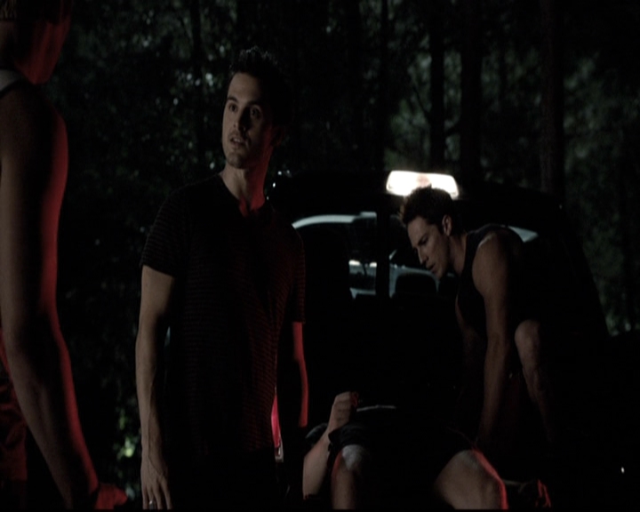 VampireDiariesWorld-dot-nl_6x03WelcomeToParadise1655.jpg