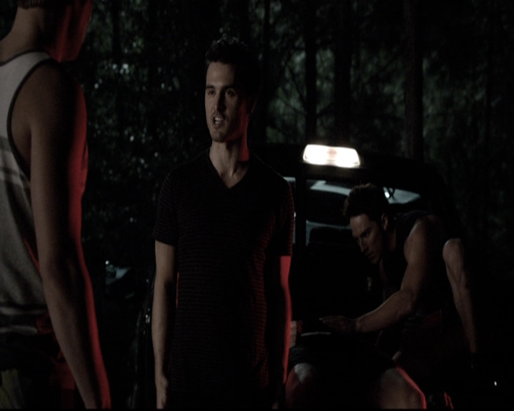 VampireDiariesWorld-dot-nl_6x03WelcomeToParadise1659.jpg