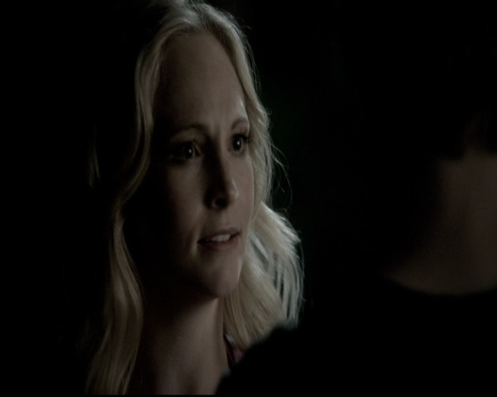 VampireDiariesWorld-dot-nl_6x03WelcomeToParadise1700.jpg