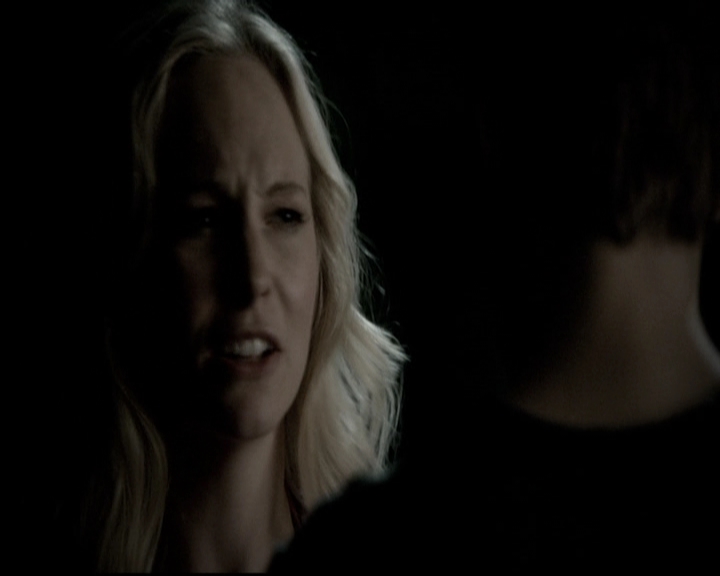 VampireDiariesWorld-dot-nl_6x03WelcomeToParadise1703.jpg