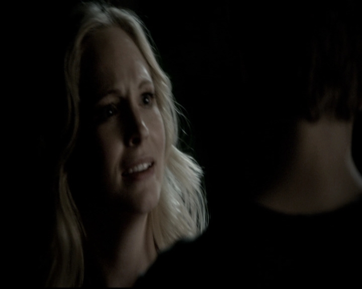 VampireDiariesWorld-dot-nl_6x03WelcomeToParadise1704.jpg