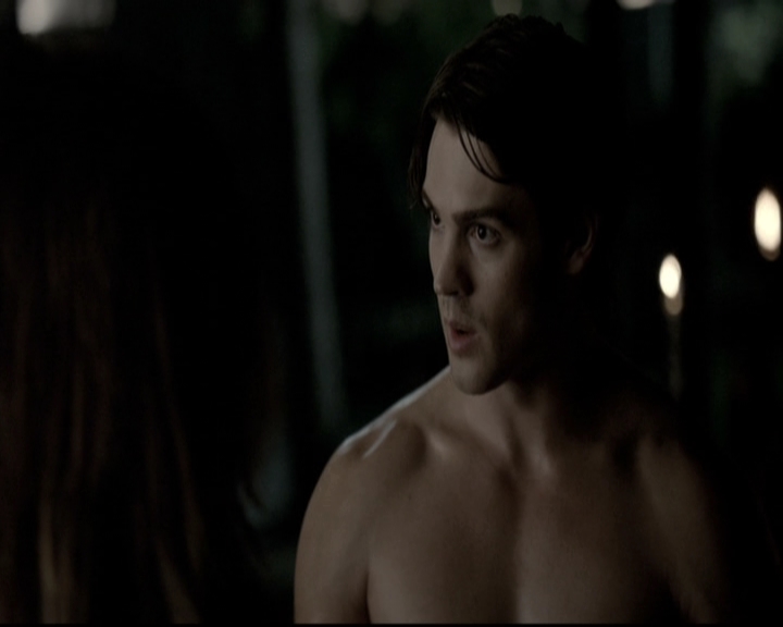 VampireDiariesWorld-dot-nl_6x03WelcomeToParadise1849.jpg