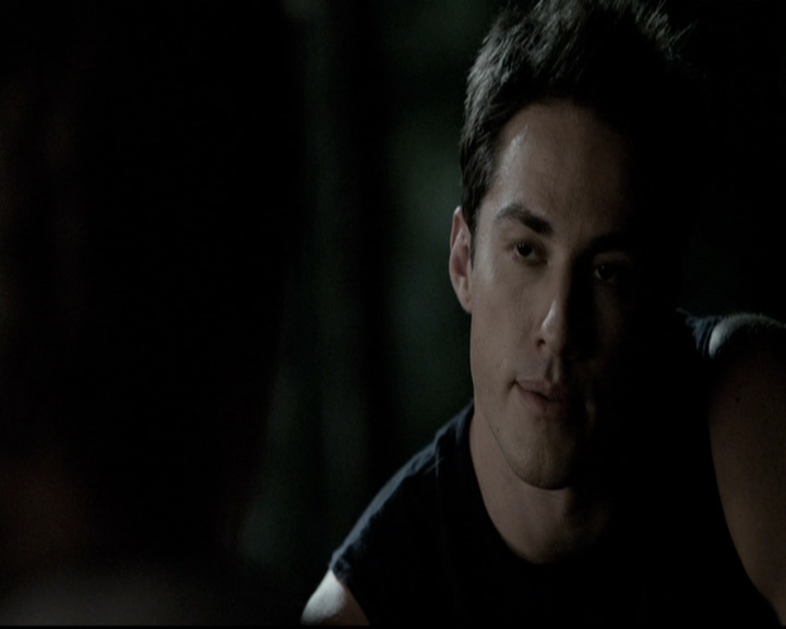 VampireDiariesWorld-dot-nl_6x03WelcomeToParadise1975.jpg