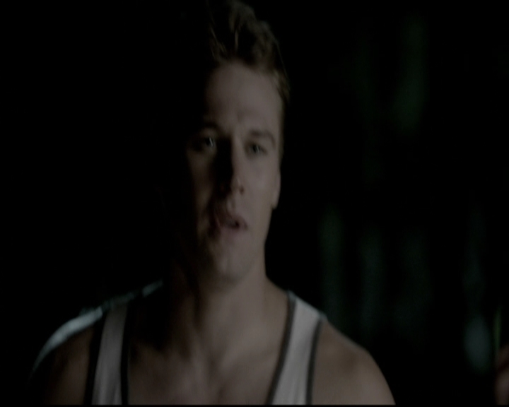 VampireDiariesWorld-dot-nl_6x03WelcomeToParadise1993.jpg