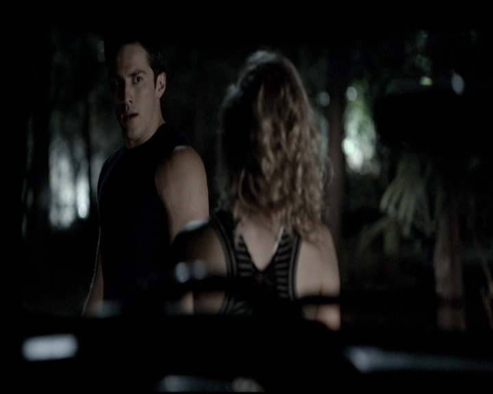 VampireDiariesWorld-dot-nl_6x03WelcomeToParadise2026.jpg