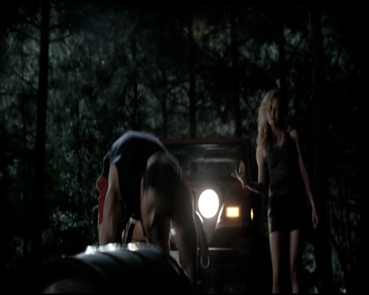 VampireDiariesWorld-dot-nl_6x03WelcomeToParadise2028.jpg