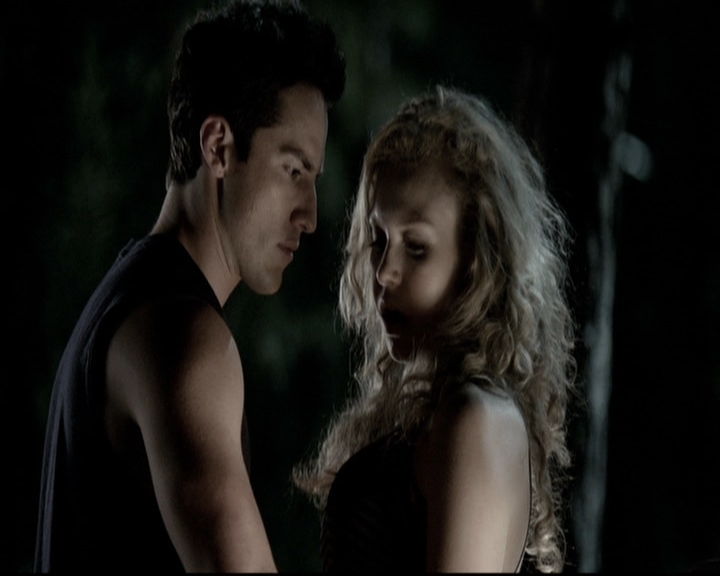 VampireDiariesWorld-dot-nl_6x03WelcomeToParadise2060.jpg