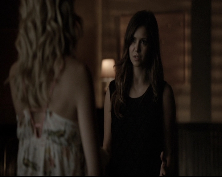 VampireDiariesWorld-dot-nl_6x03WelcomeToParadise2103.jpg