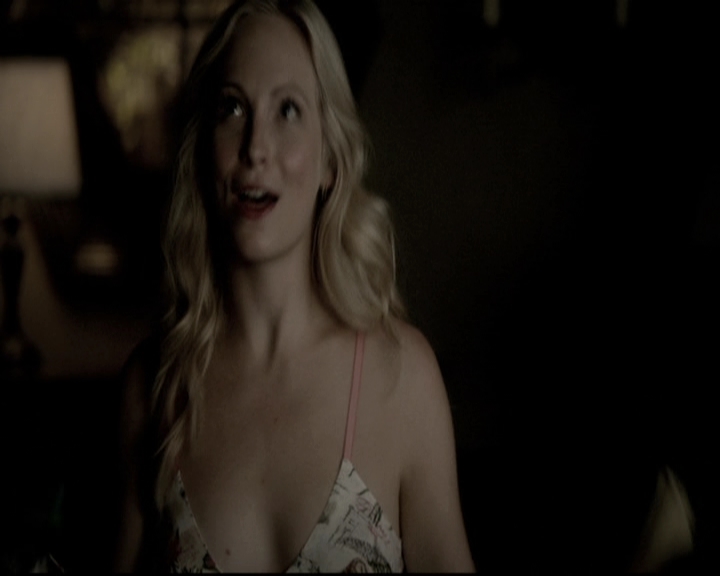 VampireDiariesWorld-dot-nl_6x03WelcomeToParadise2106.jpg