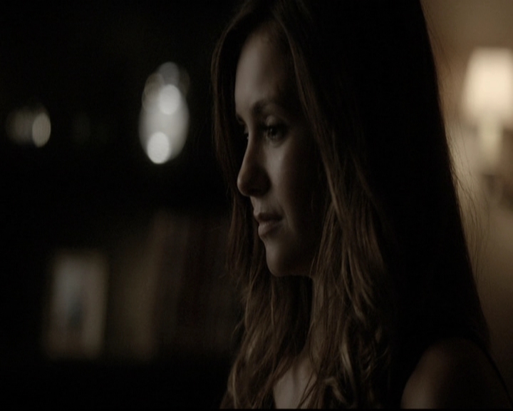 VampireDiariesWorld-dot-nl_6x03WelcomeToParadise2112.jpg