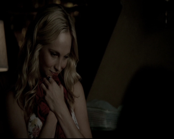 VampireDiariesWorld-dot-nl_6x03WelcomeToParadise2134.jpg