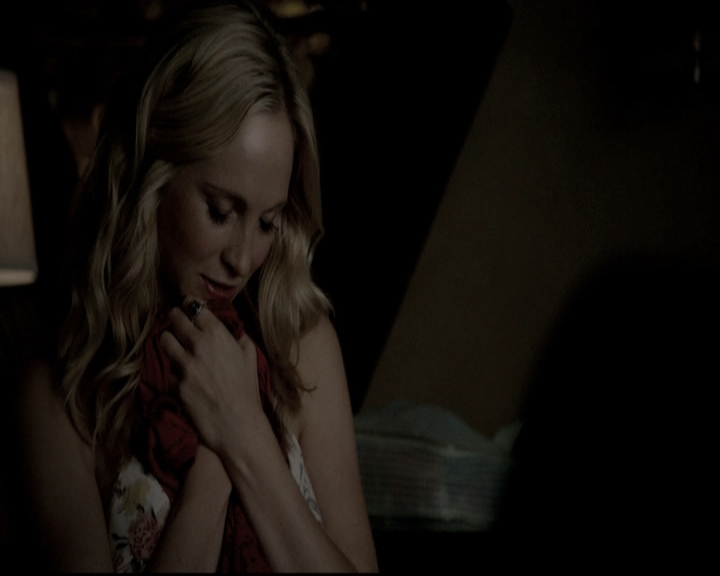 VampireDiariesWorld-dot-nl_6x03WelcomeToParadise2135.jpg