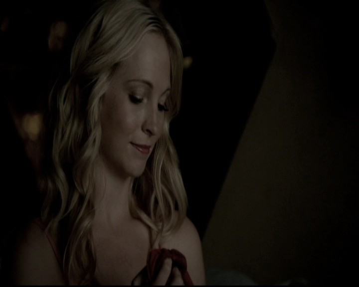 VampireDiariesWorld-dot-nl_6x03WelcomeToParadise2147.jpg