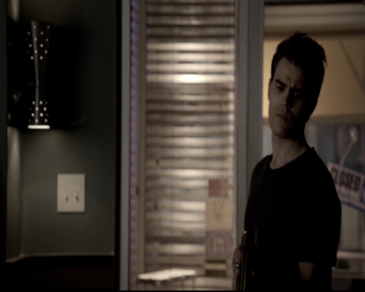 VampireDiariesWorld-dot-nl_6x03WelcomeToParadise2234.jpg