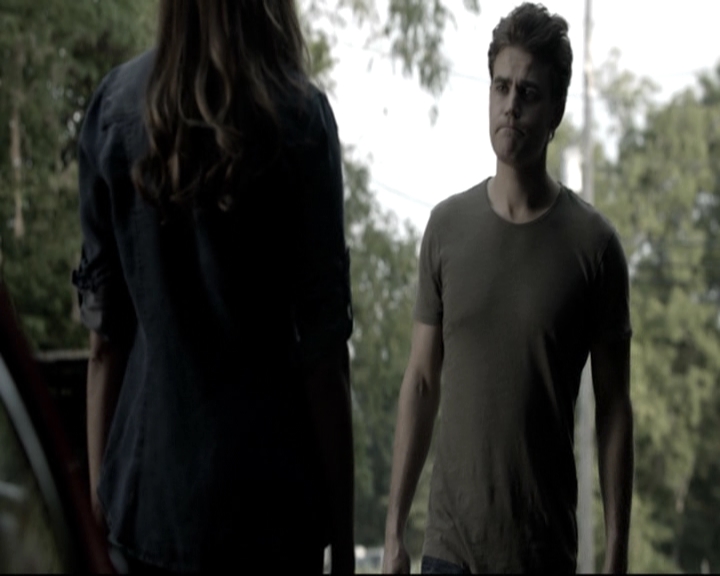 VampireDiariesWorld-dot-nl_6x04BlackHoleSun-DeletedScenes0023.jpg