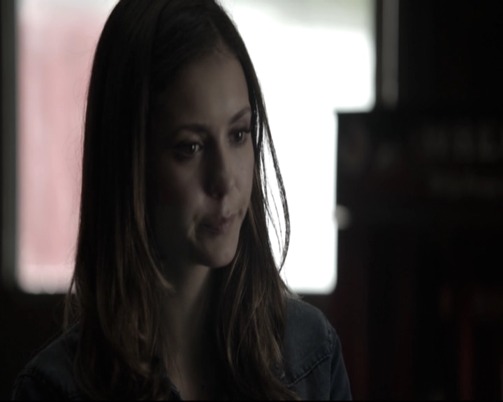 VampireDiariesWorld-dot-nl_6x04BlackHoleSun-DeletedScenes0043.jpg