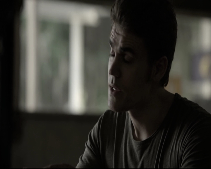 VampireDiariesWorld-dot-nl_6x04BlackHoleSun-DeletedScenes0044.jpg