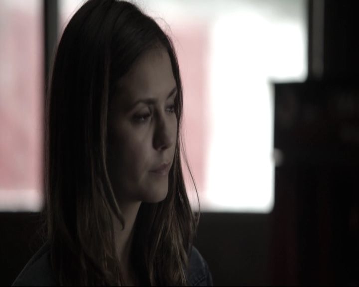 VampireDiariesWorld-dot-nl_6x04BlackHoleSun-DeletedScenes0046.jpg