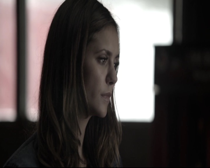 VampireDiariesWorld-dot-nl_6x04BlackHoleSun-DeletedScenes0048.jpg