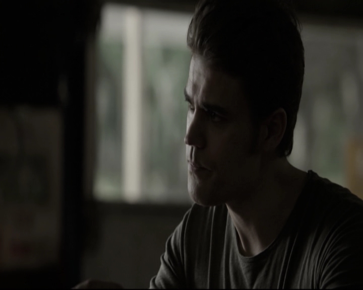 VampireDiariesWorld-dot-nl_6x04BlackHoleSun-DeletedScenes0052.jpg