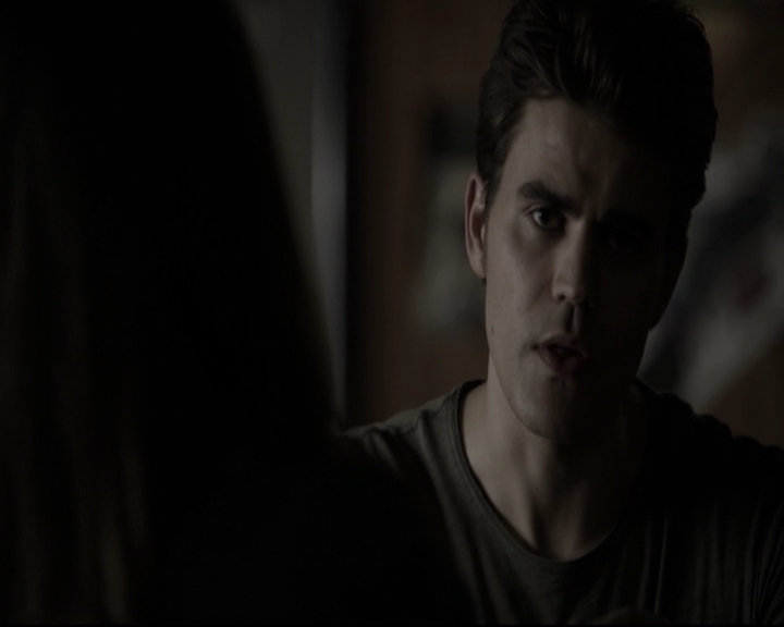 VampireDiariesWorld-dot-nl_6x04BlackHoleSun-DeletedScenes0055.jpg