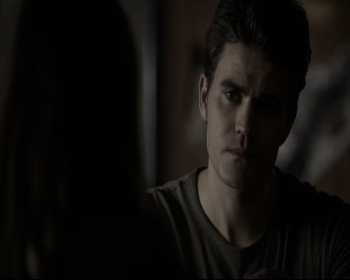 VampireDiariesWorld-dot-nl_6x04BlackHoleSun-DeletedScenes0058.jpg