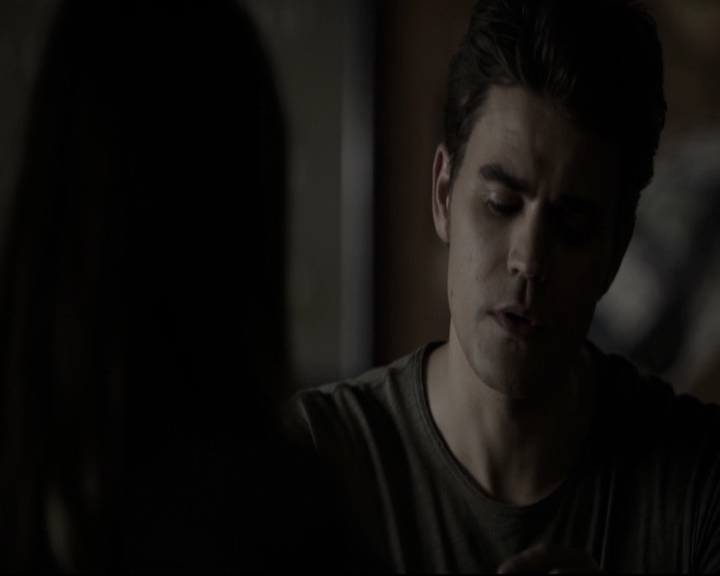 VampireDiariesWorld-dot-nl_6x04BlackHoleSun-DeletedScenes0062.jpg