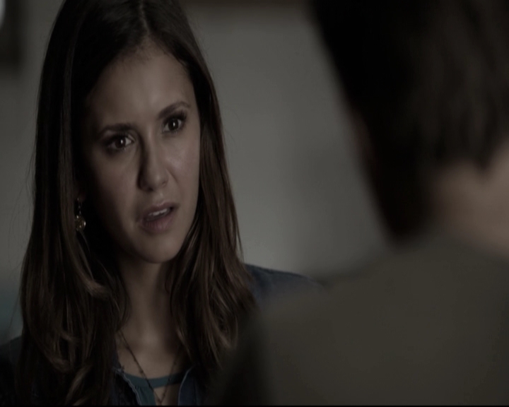 VampireDiariesWorld-dot-nl_6x04BlackHoleSun-DeletedScenes0069.jpg