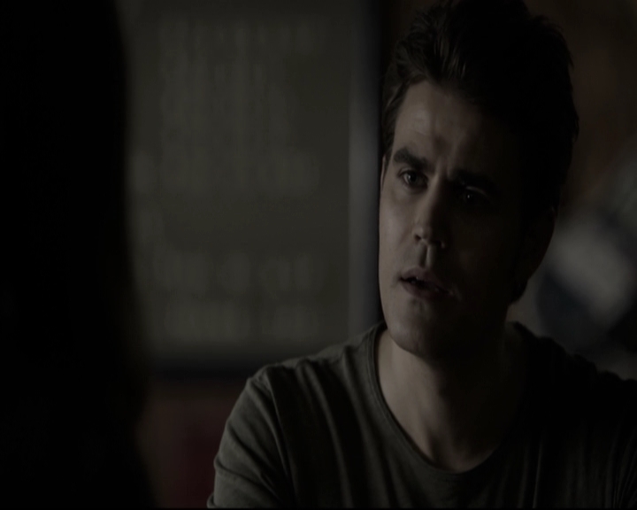 VampireDiariesWorld-dot-nl_6x04BlackHoleSun-DeletedScenes0071.jpg