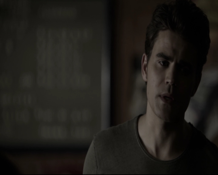 VampireDiariesWorld-dot-nl_6x04BlackHoleSun-DeletedScenes0075.jpg