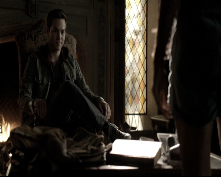 VampireDiariesWorld-dot-nl_6x04BlackHoleSun0037.jpg