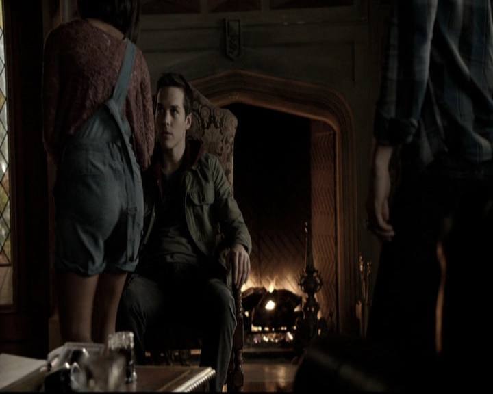 VampireDiariesWorld-dot-nl_6x04BlackHoleSun0043.jpg