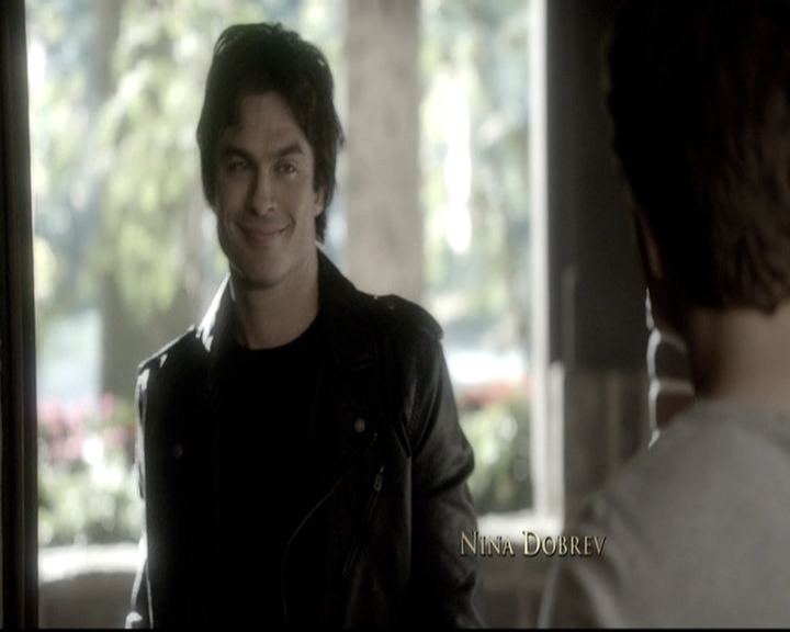 VampireDiariesWorld-dot-nl_6x04BlackHoleSun0103.jpg