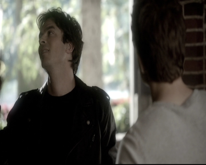 VampireDiariesWorld-dot-nl_6x04BlackHoleSun0106.jpg