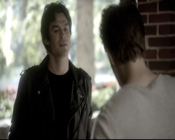 VampireDiariesWorld-dot-nl_6x04BlackHoleSun0110.jpg