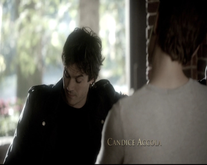 VampireDiariesWorld-dot-nl_6x04BlackHoleSun0129.jpg