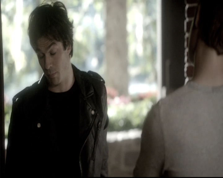 VampireDiariesWorld-dot-nl_6x04BlackHoleSun0131.jpg