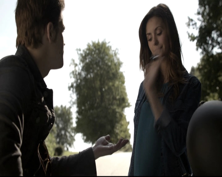 VampireDiariesWorld-dot-nl_6x04BlackHoleSun0266.jpg