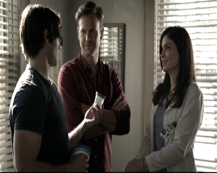 VampireDiariesWorld-dot-nl_6x04BlackHoleSun0328.jpg