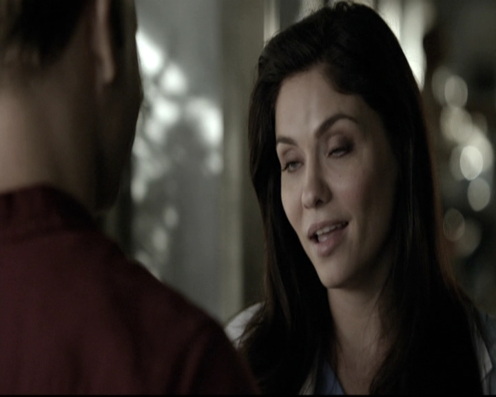 VampireDiariesWorld-dot-nl_6x04BlackHoleSun0340.jpg